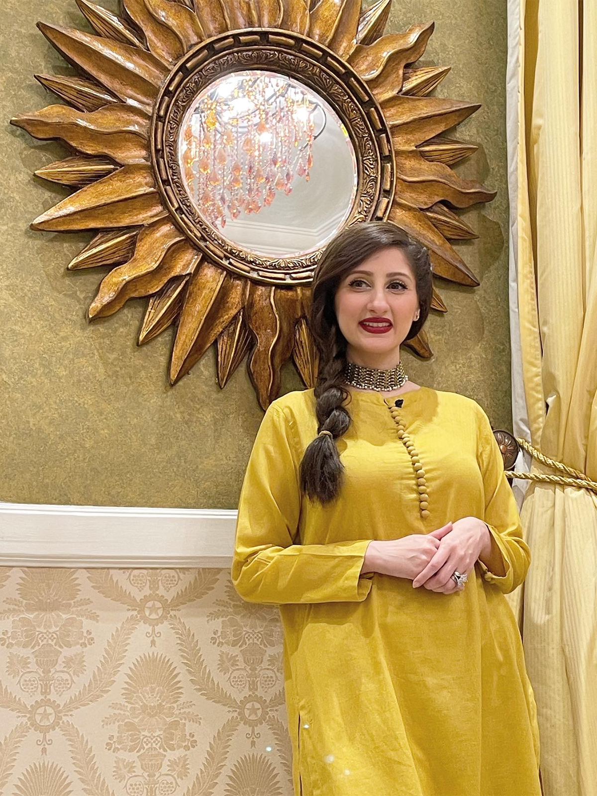 Green 2-piece suit for versatile style." LTL 7862228