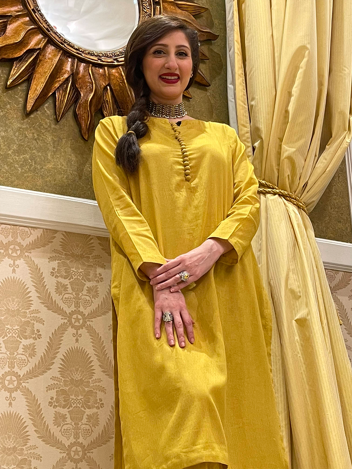 Green 2-piece suit for versatile style." LTL 7862228